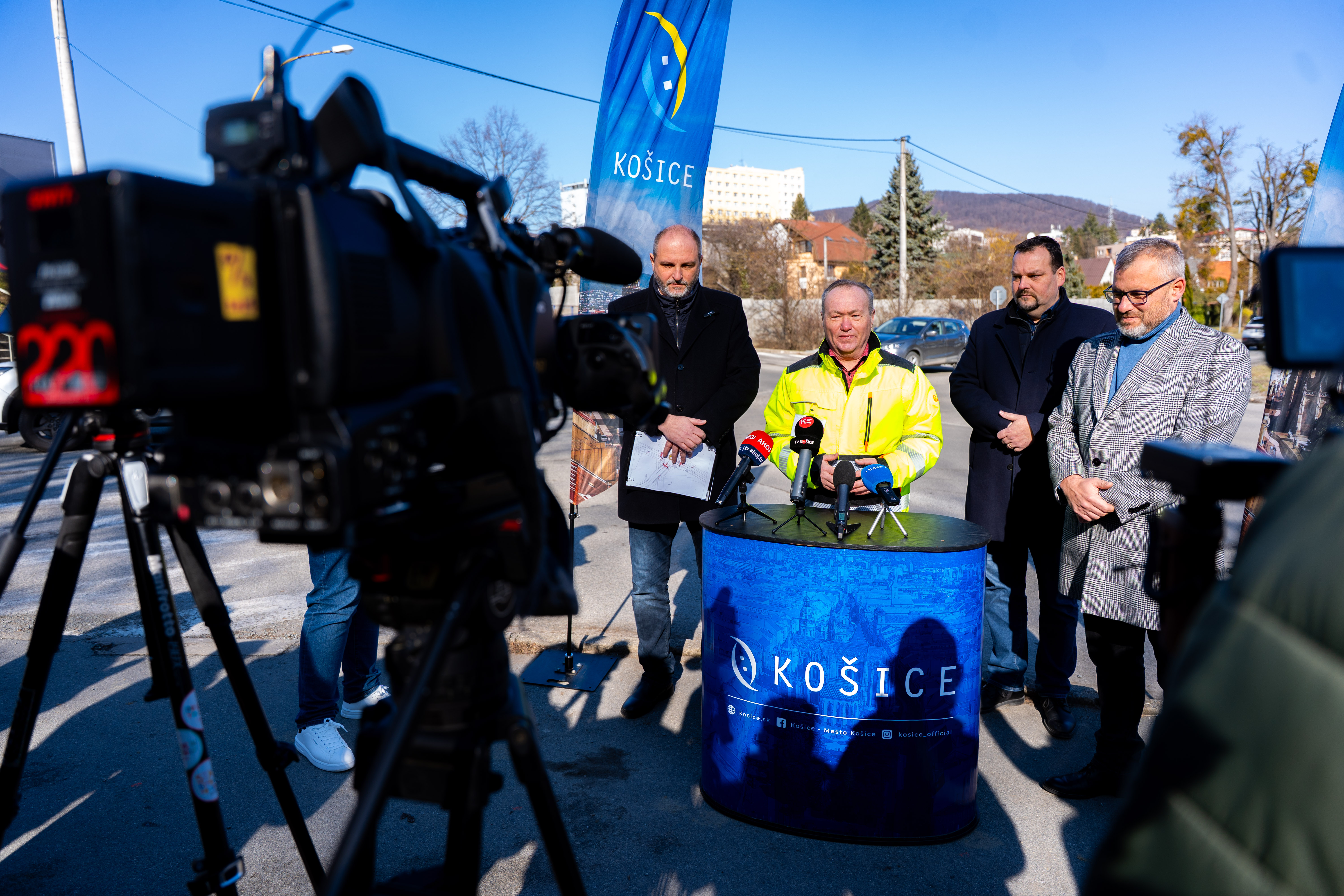 stretnutie ku vystavbe okruznej krizovatky Kostolianska cesta-6